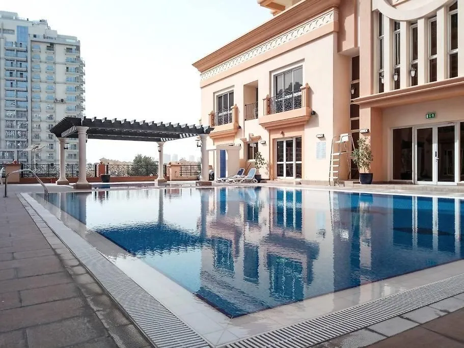 Frank Porter - Canal Residence Dubai Apartment